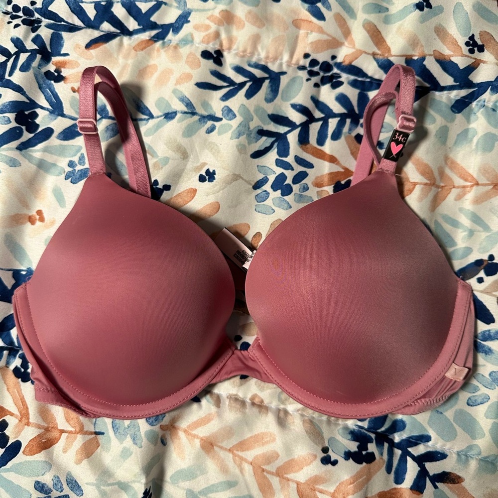 NWT Victoria’s Secret Push-up Bra